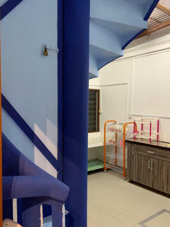 Retrohousecoco经典怀旧风格民宿nearjonker&afamosa鸡场街红屋 By Myplace Homestay Malacca